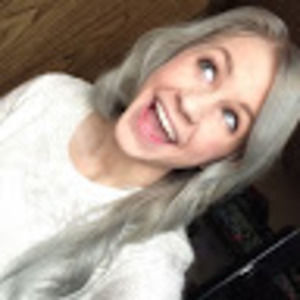 Meet your Posher, Carolina